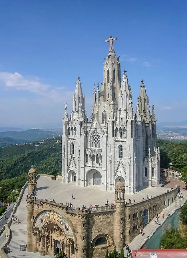 New! Apartment In Sarria Near Metro Barcelona