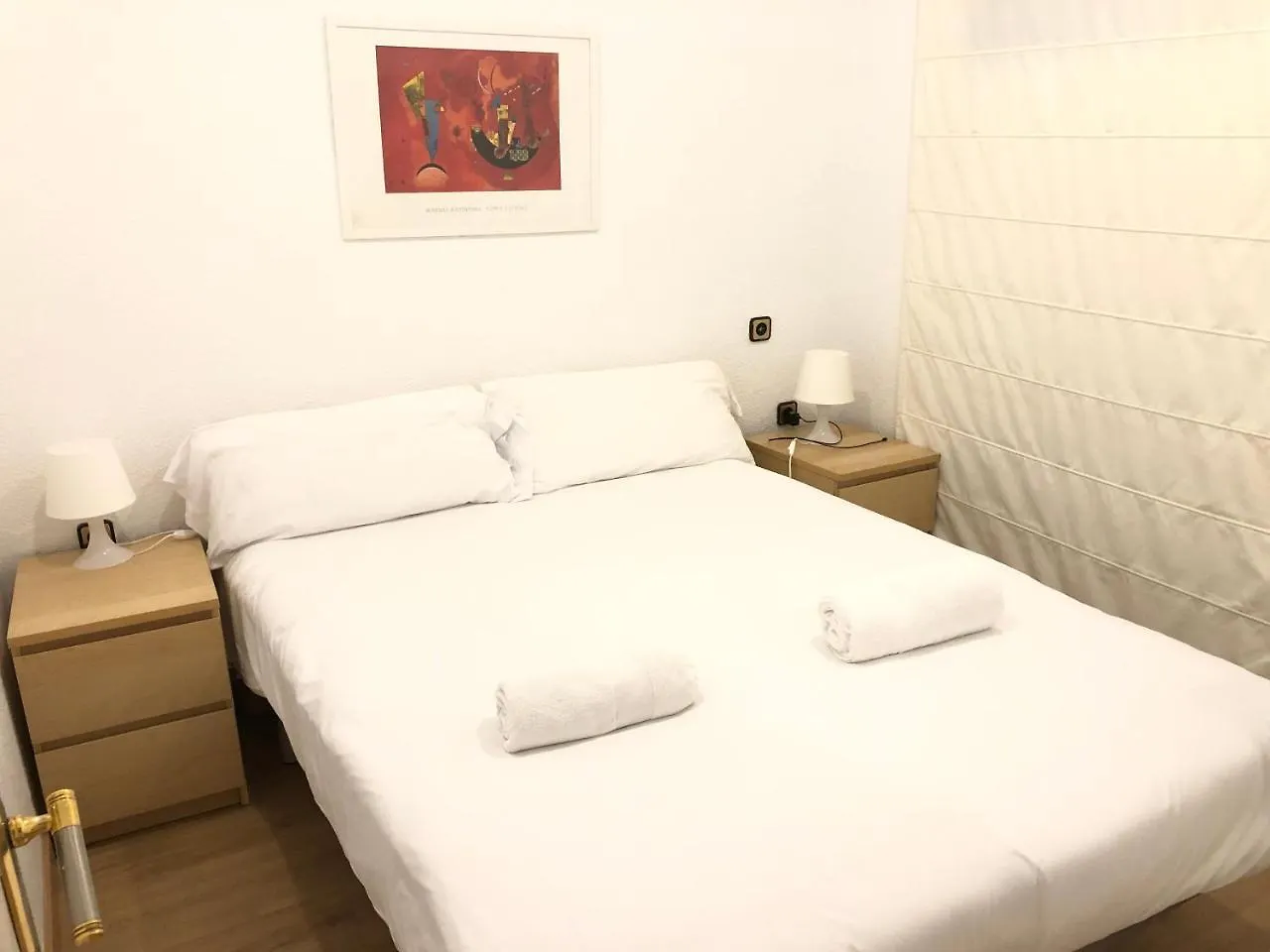 New! Apartment In Sarria Near Metro Barcelona